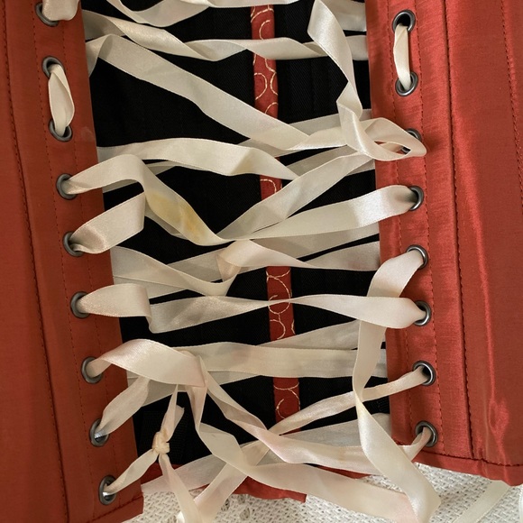 TT Corset (Pumpkin) size 22” (small) - Picture 9 of 16